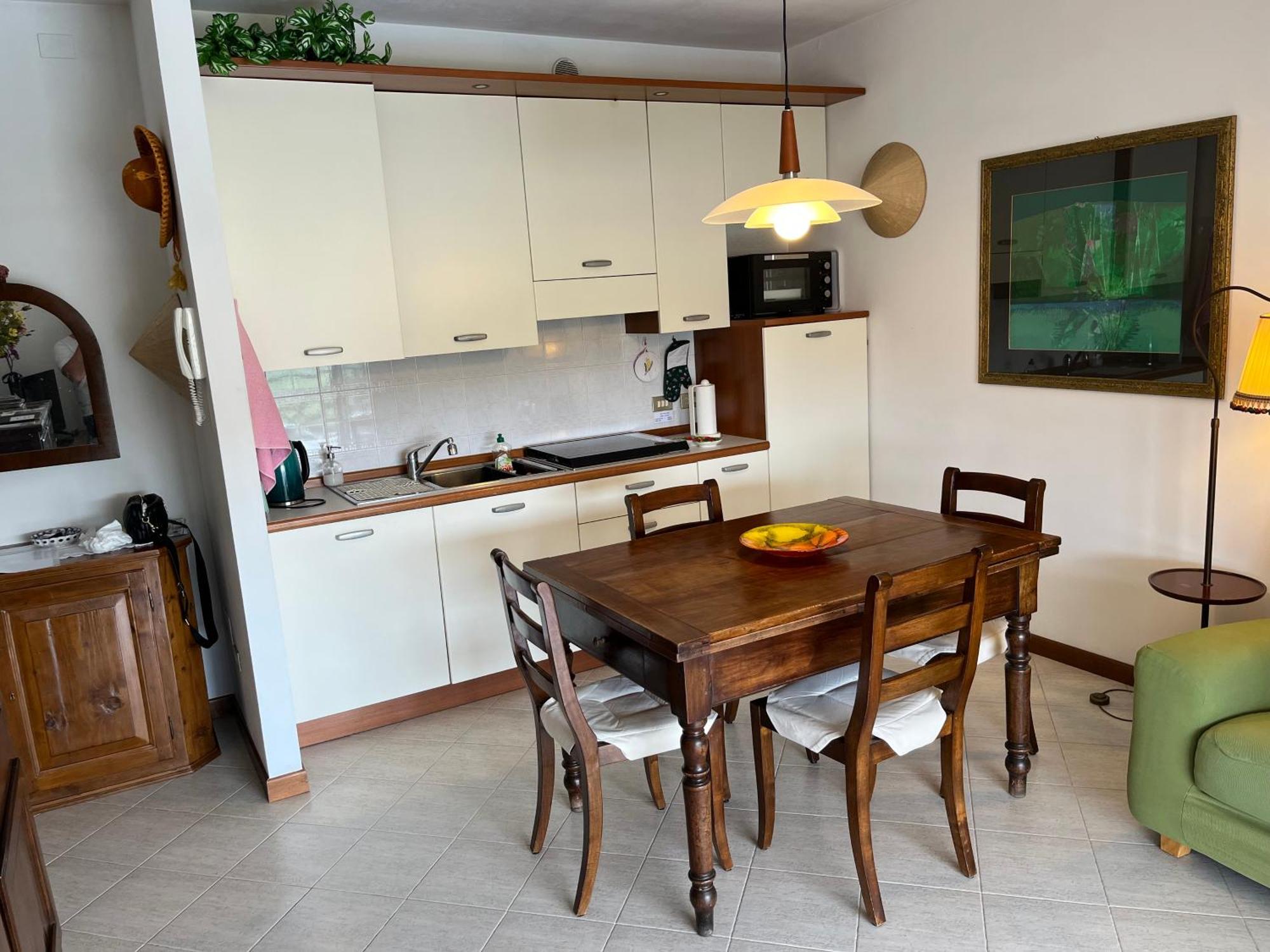 Apartment Mavi Bardolino Luaran gambar