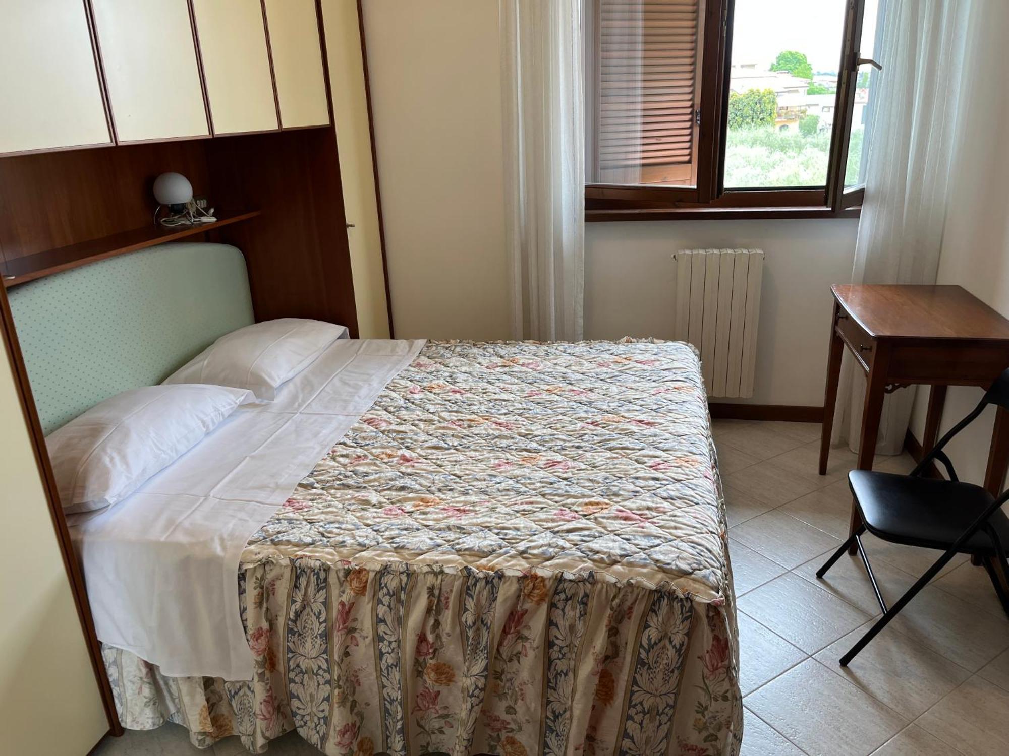 Apartment Mavi Bardolino Luaran gambar